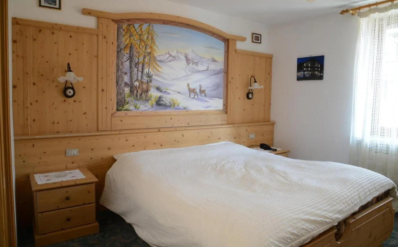 Hotel Presena Passo del Tonale 3*,  Italia
